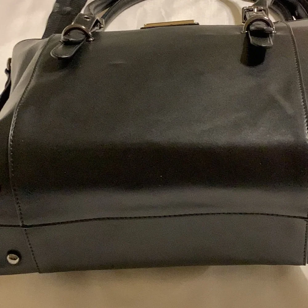 Mosiso laptop bag. See all photos for measurements/description.  3-way carry